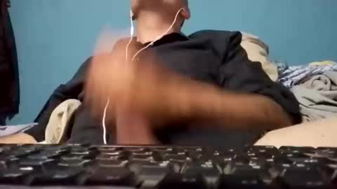 cumbian_chero online show from June 3, 2:13 am