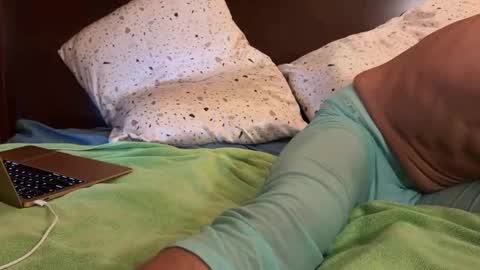 cumwatchmenut online show from October 8, 11:53 pm