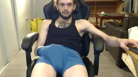 curiouss25 online show from February 20, 9:11 am