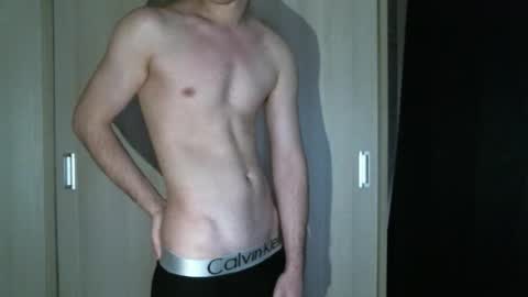 CurlyBoy online show from October 30, 7:54 am