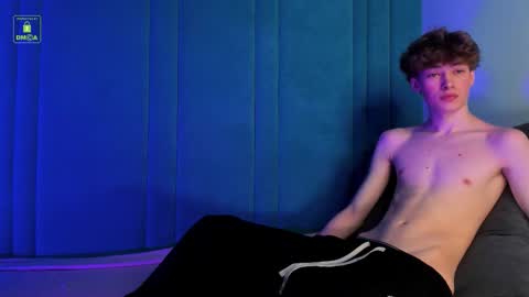 KEVIN online show from November 1, 8:57 pm