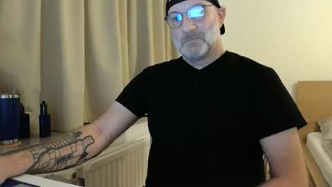 Curman85 online show from February 1, 11:47 pm