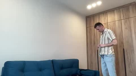 cute_skywalker online show from April 3, 10:23 am