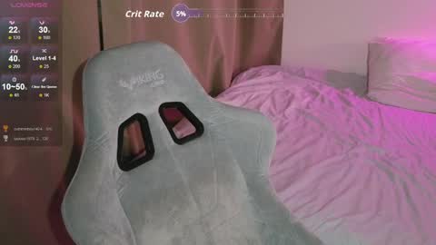 Thomas -  online show from April 8, 8:50 pm