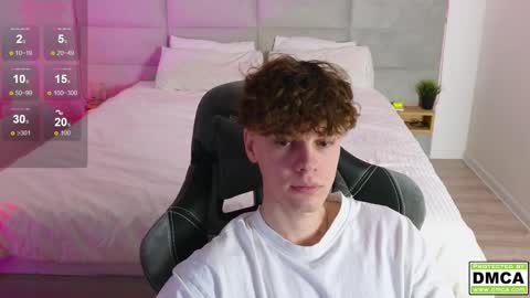 Snapshot of cute_thomas chatting on February 11, 5:40 pm Thomas -  online show from February 11, 5:40 pm