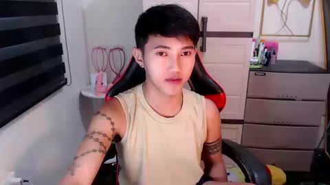 Steph online show from April 13, 2:34 am