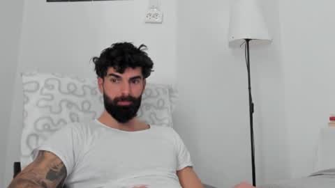 cuteeboy online show from February 21, 8:59 am