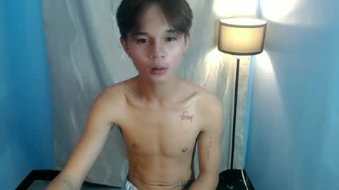 cutiewalter online show from July 1, 3:13 pm