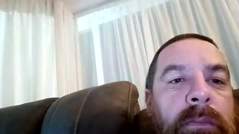 D online show from November 18, 9:35 am