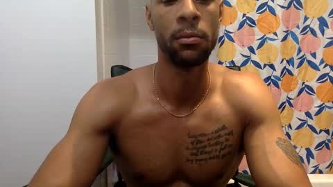 Snapshot of d33d667696 chatting on October 24, 2:57 am Dday2 online show from October 24, 2:57 am