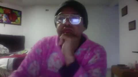 d619627 online show from April 25, 11:02 pm