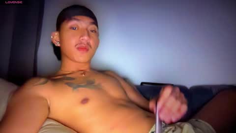   online show from October 15, 8:05 pm