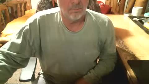 dabaatendae online show from December 3, 4:07 am