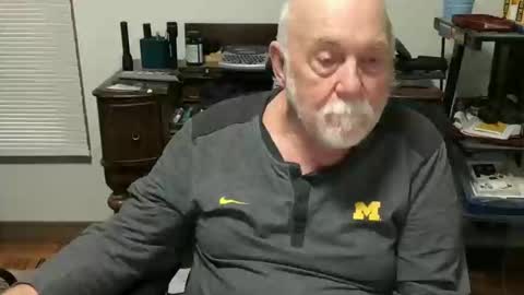 Snapshot of dack47 chatting on March 2, 5:31 pm dack47 online show from March 2, 5:31 pm