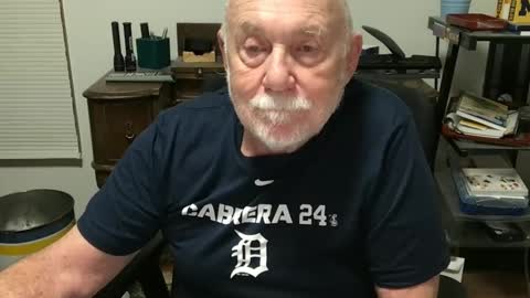 Snapshot of dack47 chatting on December 8, 8:20 am dack47 online show from December 8, 8:20 am