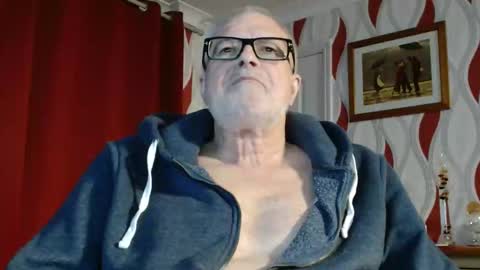 Brian ... online show from April 22, 8:02 pm