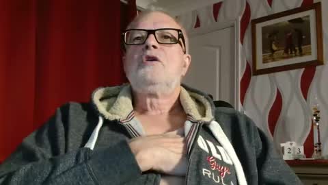 Snapshot of daddiescockforyou chatting on October 23, 8:34 pm Brian ... online show from October 23, 8:34 pm