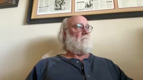 Snapshot of daddy341177 chatting on January 20, 9:11 pm daddy341177 online show from January 20, 9:11 pm