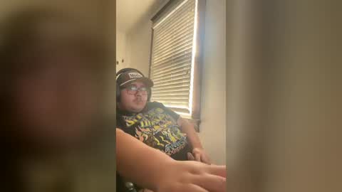 daddyaaronxl online show from August 10, 12:16 am