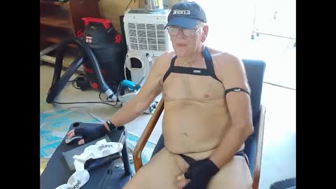 daddyass4u2breed online show from September 16, 1:12 pm