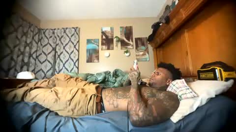 sexy tatted king bbc online show from July 12, 11:07 pm