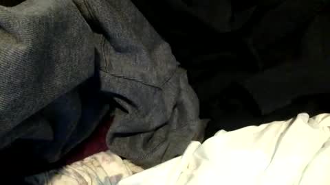 JOI use emoji thumbs up Faster   Thumbs down Slower    Hi Hand Stop    Fist Start.Stop online show from January 18, 9:17 pm