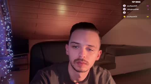 Snapshot of daimon_hall chatting on February 12, 12:48 am Daimon  online show from February 12, 12:48 am