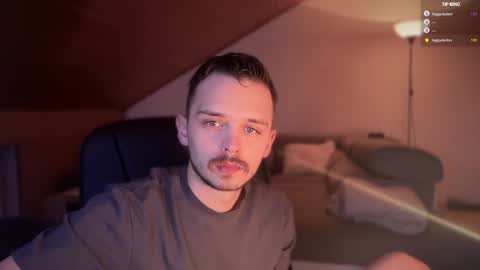 Snapshot of daimon_hall chatting on February 8, 11:24 pm Daimon  online show from February 8, 11:24 pm