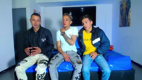 Snapshot of daiquirie chatting on October 3, 1:27 pm daiquirie online show from October 3, 1:27 pm