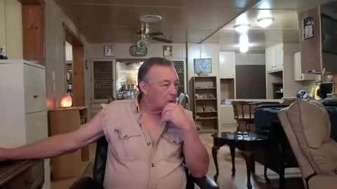 dakit online show from February 15, 2:58 pm