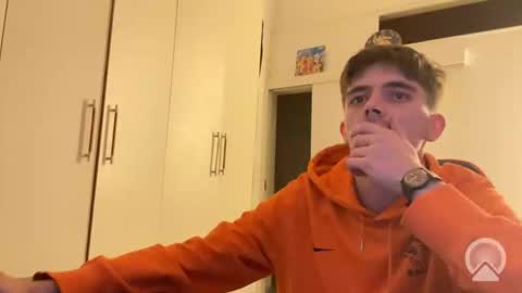 Snapshot of damebastille93 chatting on October 19, 10:57 pm Dame Bastille Littel Prince online show from October 19, 10:57 pm