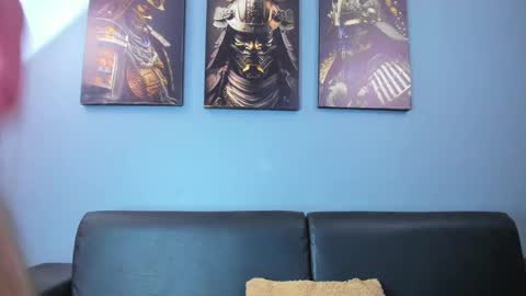 Damian Oliver online show from October 21, 5:43 am