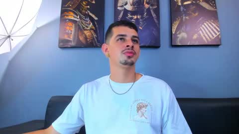 Damian Oliver online show from March 21, 8:19 am