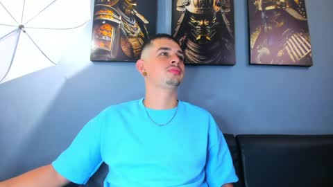 Damian Oliver online show from April 11, 8:18 am