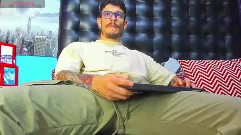---Damian--- online show from May 3, 2:31 pm