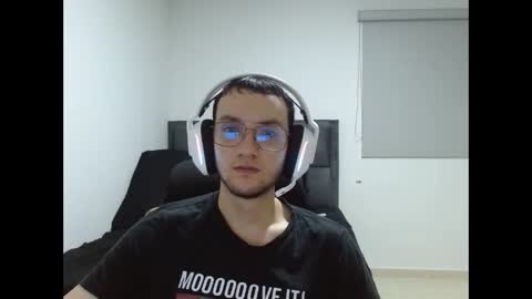 Snapshot of damian_player chatting on September 29, 5:28 am damian_player online show from September 29, 5:28 am