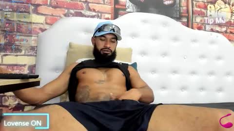 damian_shakur online show from March 9, 12:43 pm