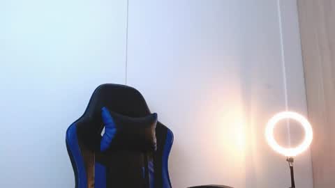 Damian Wish online show from April 6, 6:31 pm