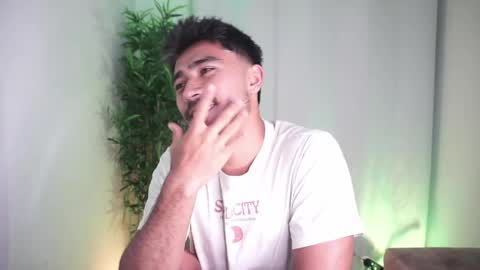 damon_frost online show from May 28, 11:25 pm