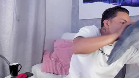 DAMON  online show from March 8, 9:24 am