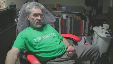 dan137111 online show from April 2, 12:02 pm