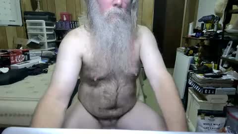 Snapshot of danagm chatting on December 16, 6:49 pm Dana online show from December 16, 6:49 pm