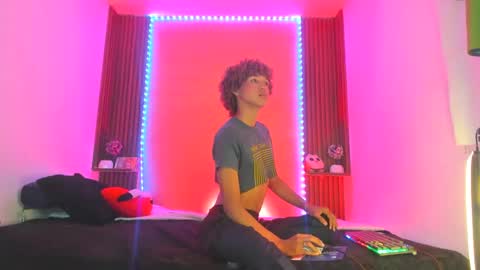 Dandy wolf online show from February 25, 1:41 am