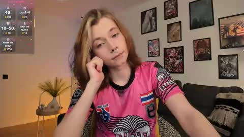 Daniel online show from December 16, 8:05 pm