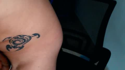 daniel_ruis16 online show from January 14, 3:04 pm