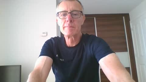 danielcoxone online show from June 30, 9:43 am