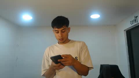 danielitopapii online show from October 28, 2:47 am