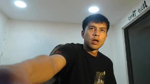 Snapshot of danielitopapii chatting on October 22, 11:41 pm danielitopapii online show from October 22, 11:41 pm