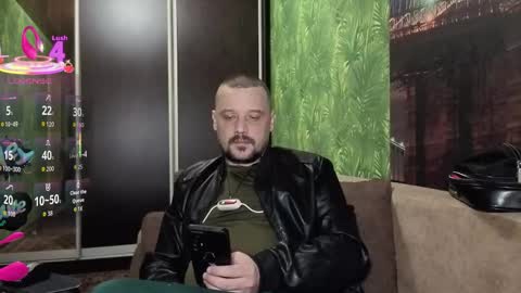 Snapshot of danielocool chatting on September 25, 8:13 am DanieloCool online show from September 25, 8:13 am