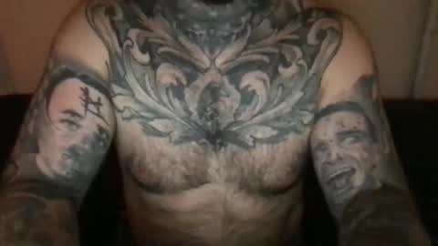 danielsimeonov18 online show from April 17, 9:06 pm